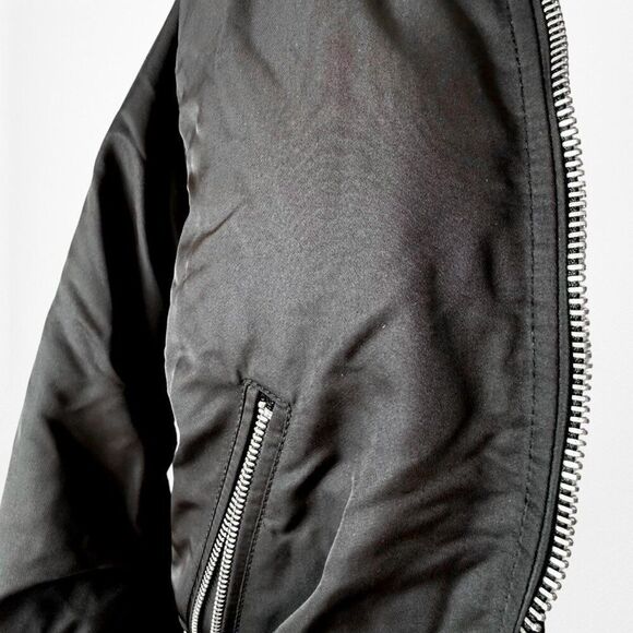 Topshop Zipper Detail Puffy Black Bomber Jacket Size XS - Picture 8 of 8